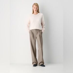 Aritzia The Effortless Pants